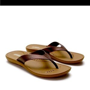 OKABASHI Women's Breeze Flip Flop Toffee Color size 11
